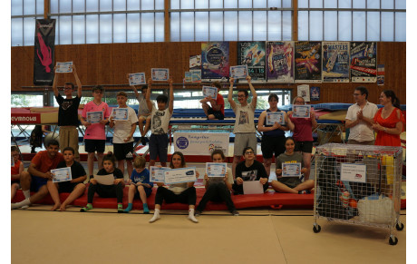 merci à la Fondation  Reine Reinette pour son soutien à la section handigym